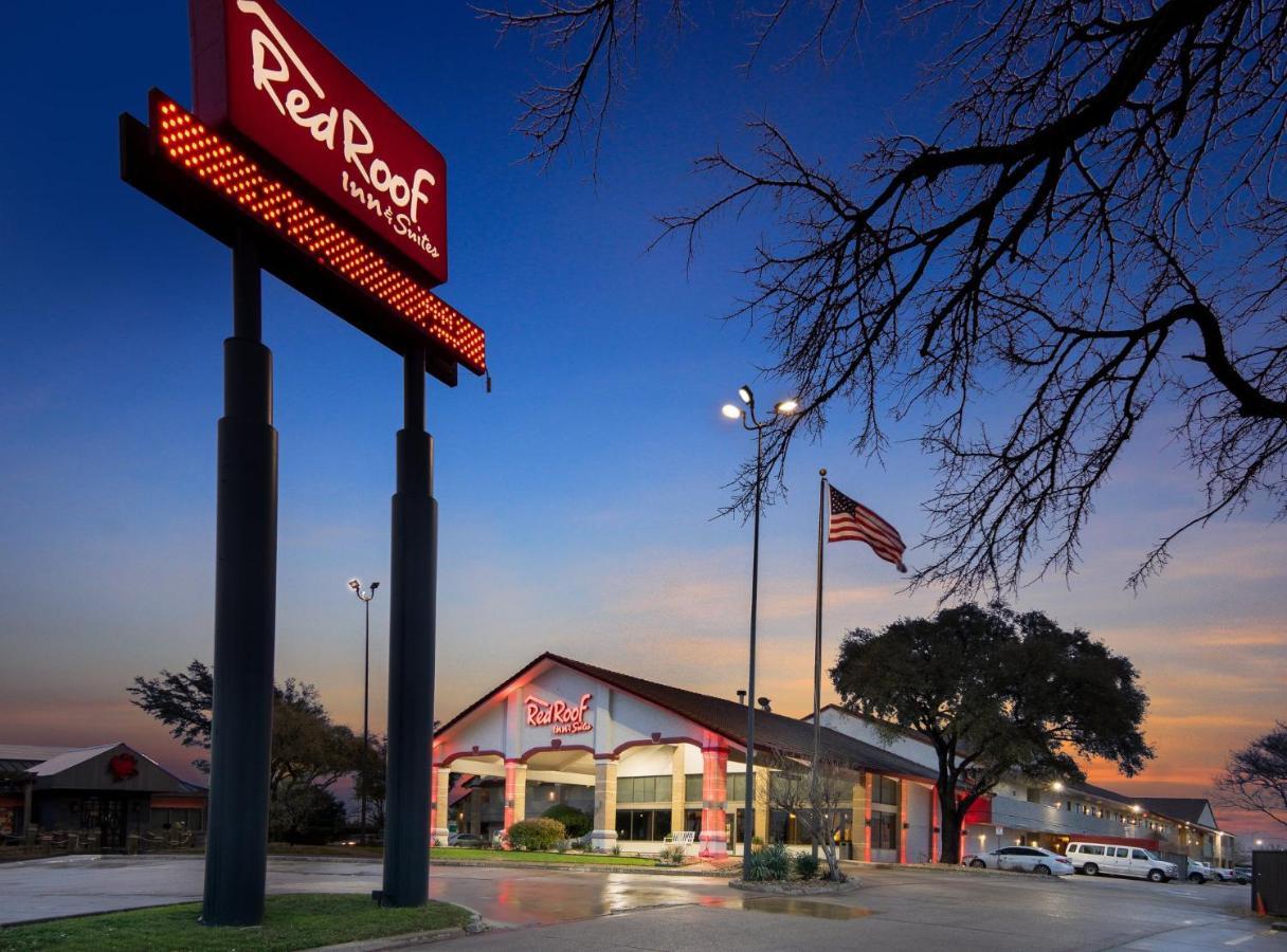 Irving Inn & Suites At Dfw Airport Екстер'єр фото
