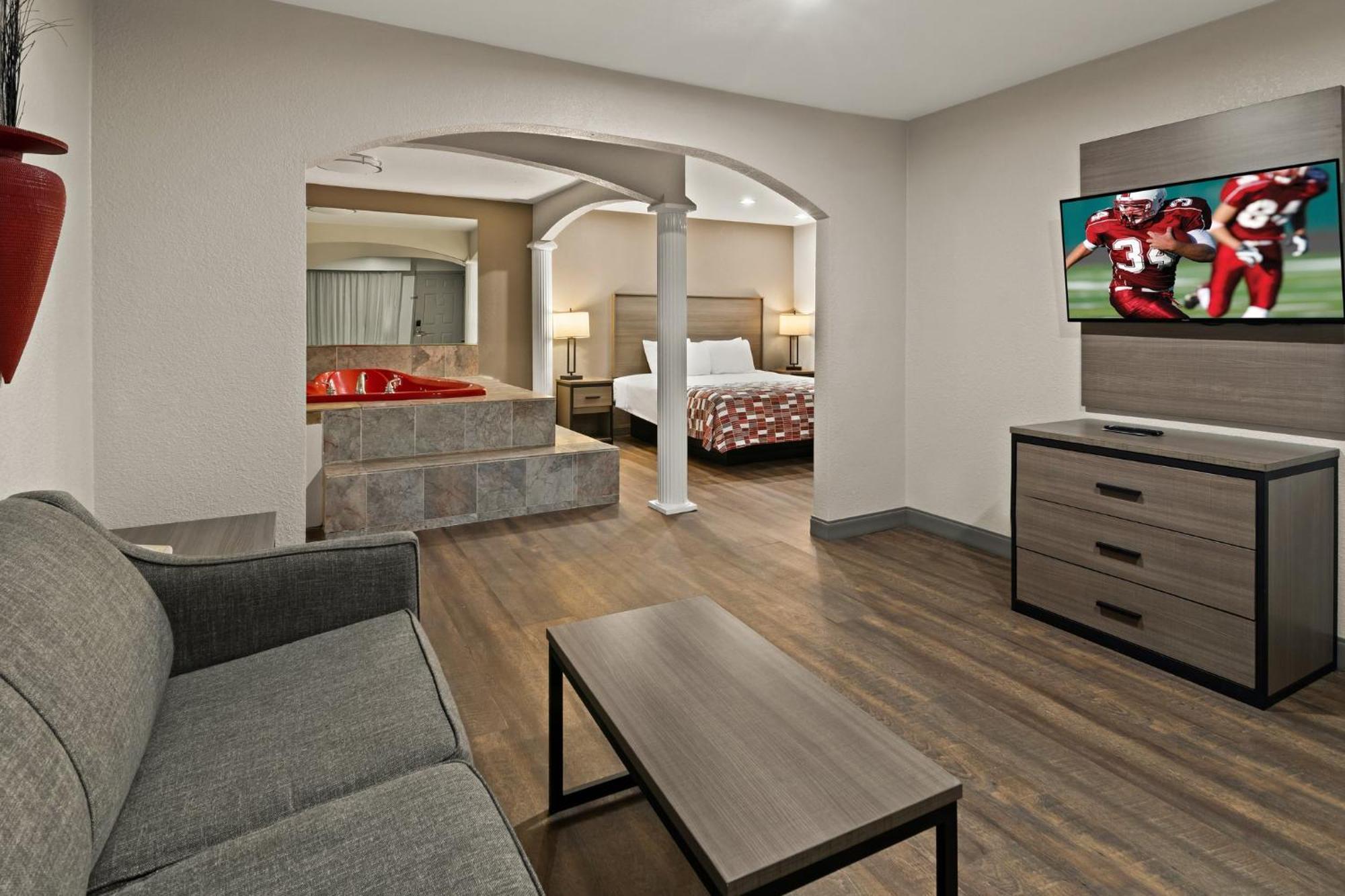 Irving Inn & Suites At Dfw Airport Екстер'єр фото