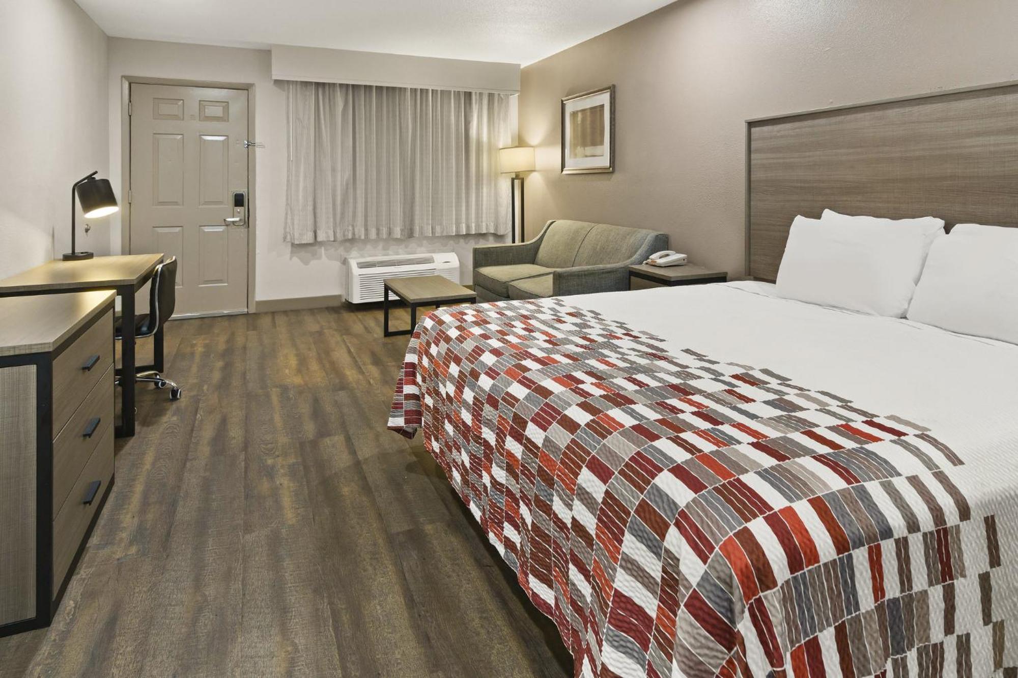 Irving Inn & Suites At Dfw Airport Екстер'єр фото