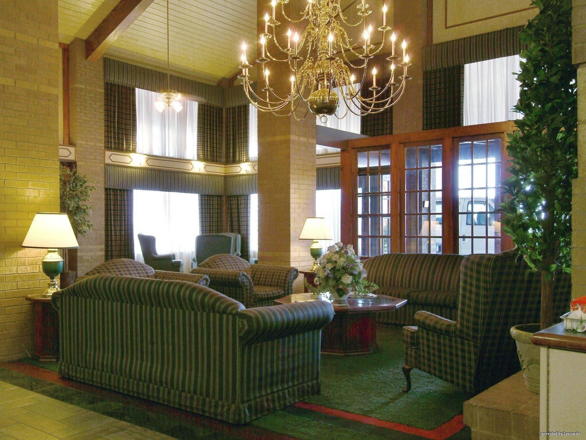 Irving Inn & Suites At Dfw Airport Екстер'єр фото