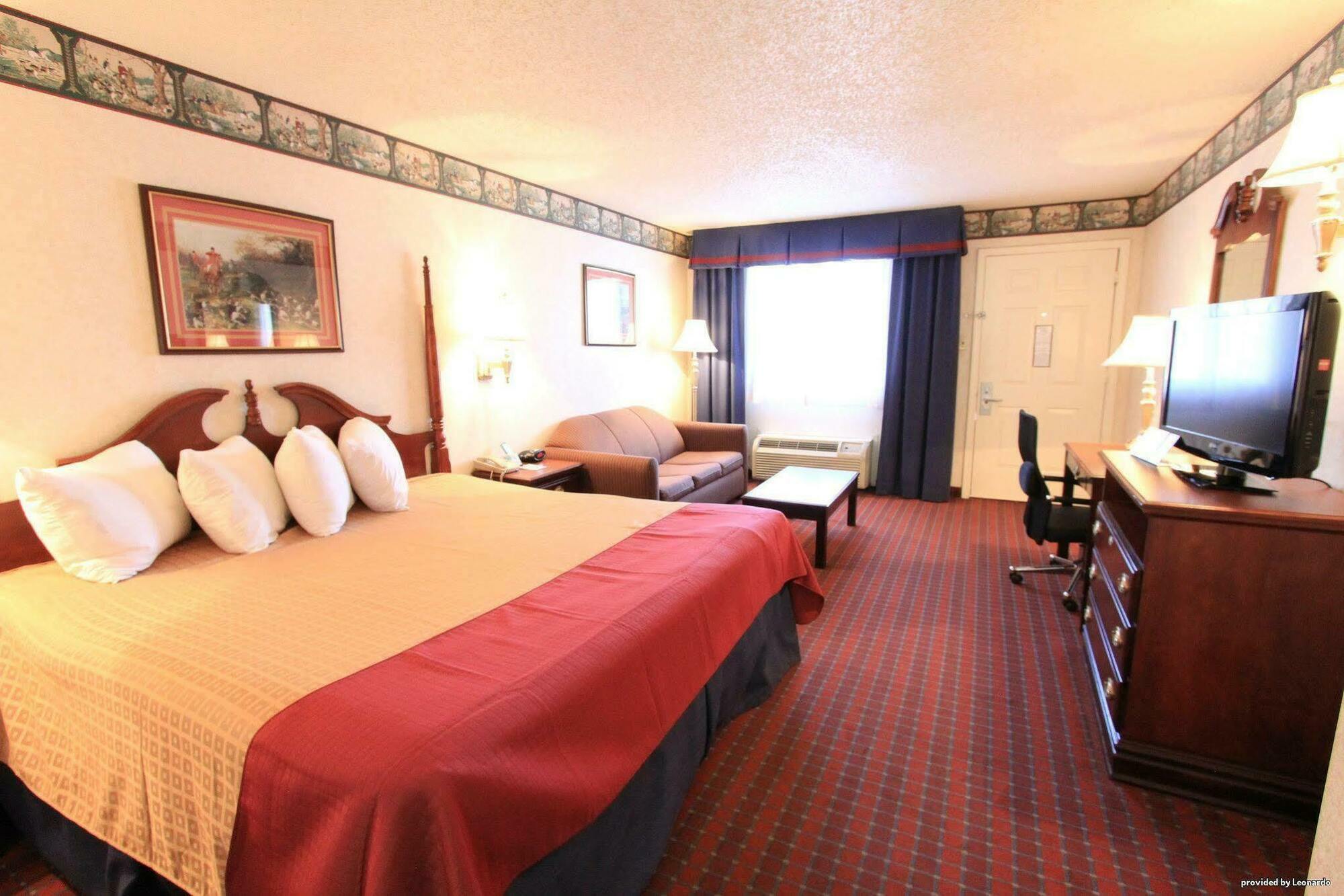 Irving Inn & Suites At Dfw Airport Екстер'єр фото